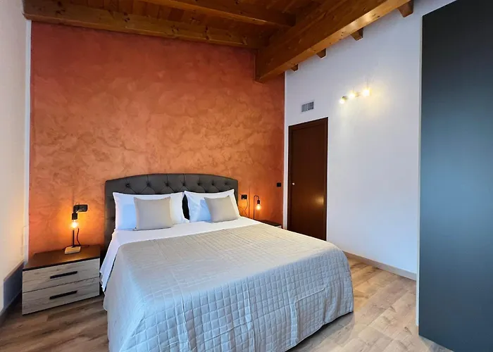 Prestige Apartments - Rustic Elegance