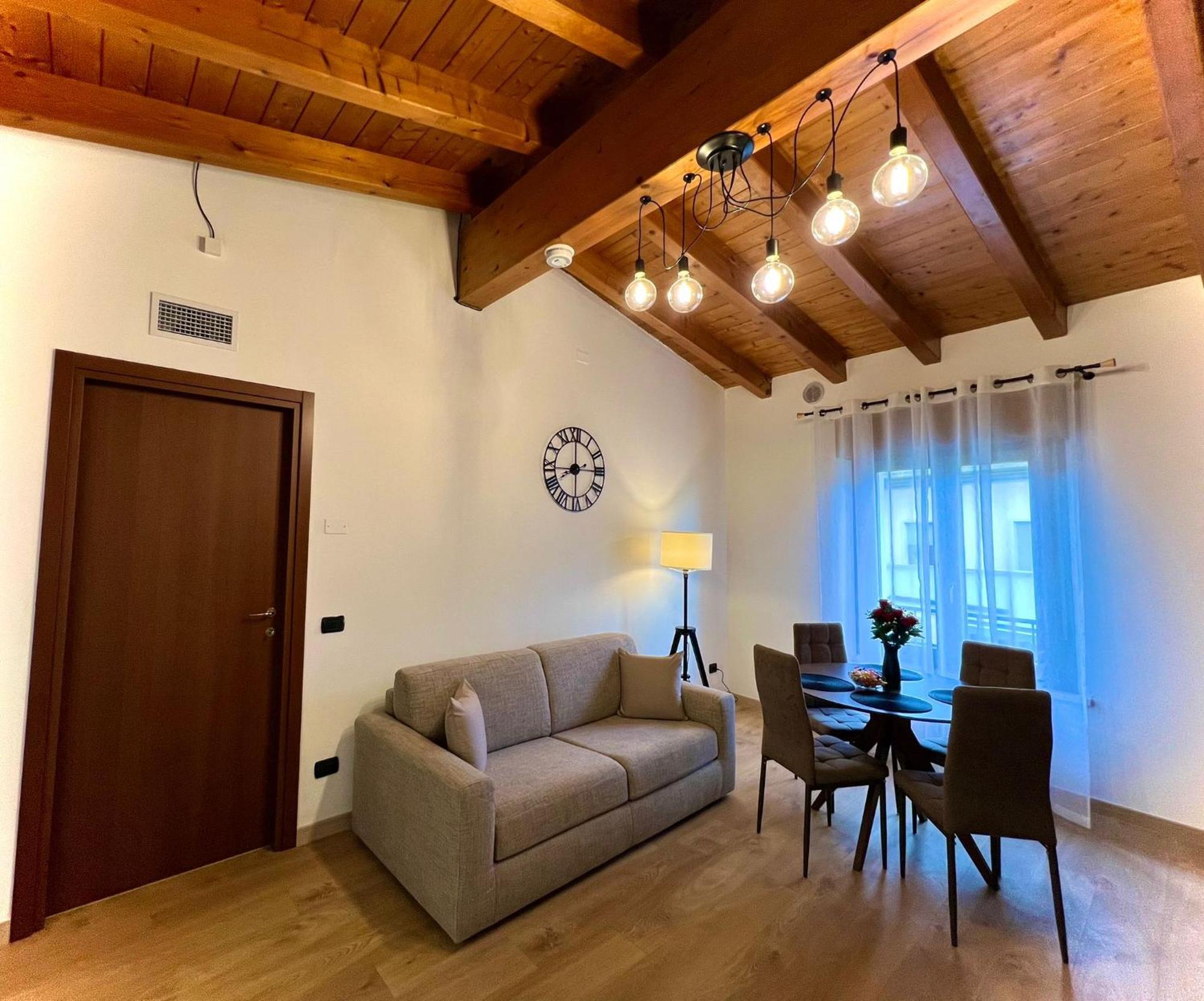 Prestige - Rustic Elegance Verona